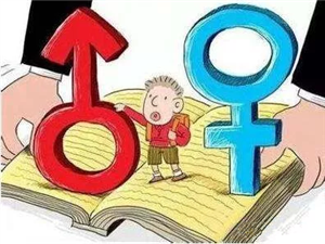 亂吃亂補(bǔ)害了娃，性早熟了難長大。